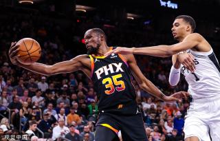 青少年对足 青少年对足