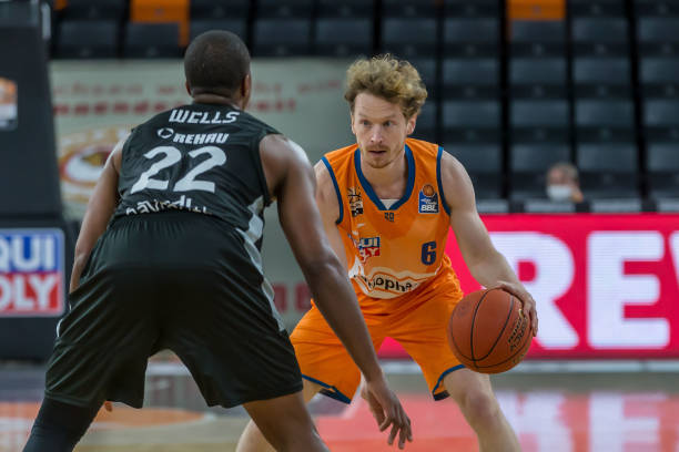 火箭则依旧 火箭则依旧