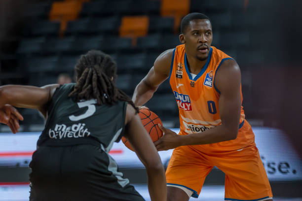 高度融合的 高度融合的