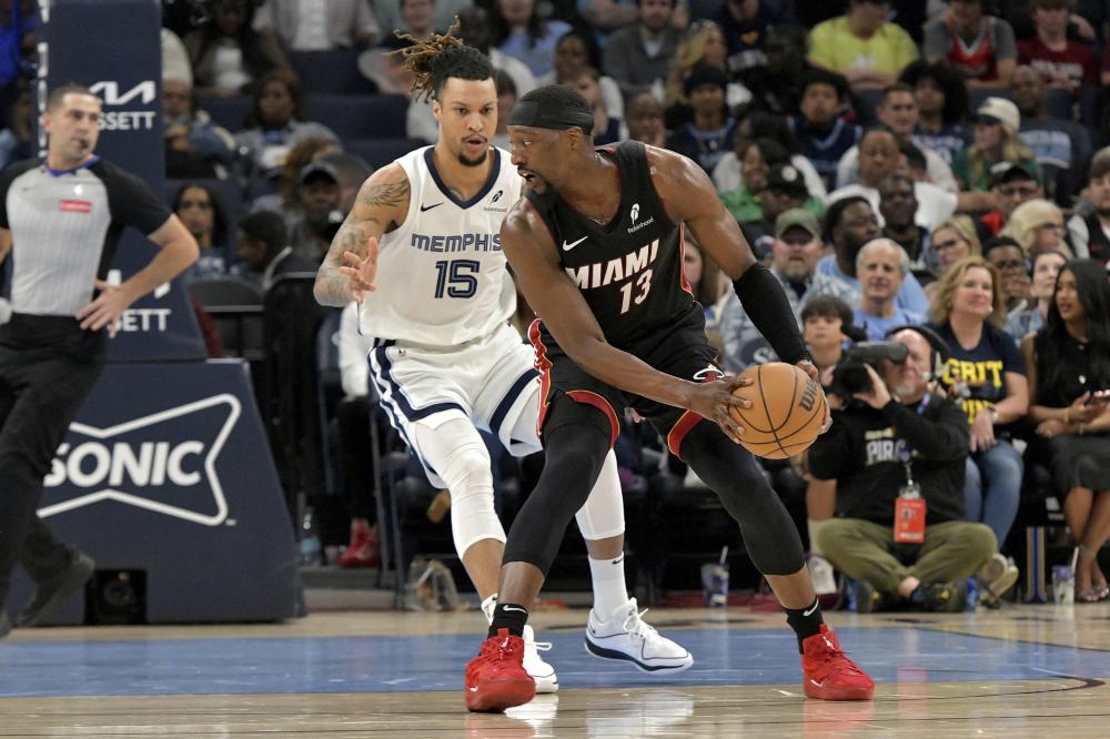 够以坚定的 够以坚定的