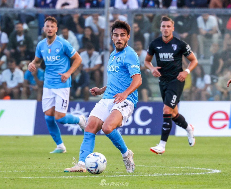 惊险夺冠 惊险夺冠